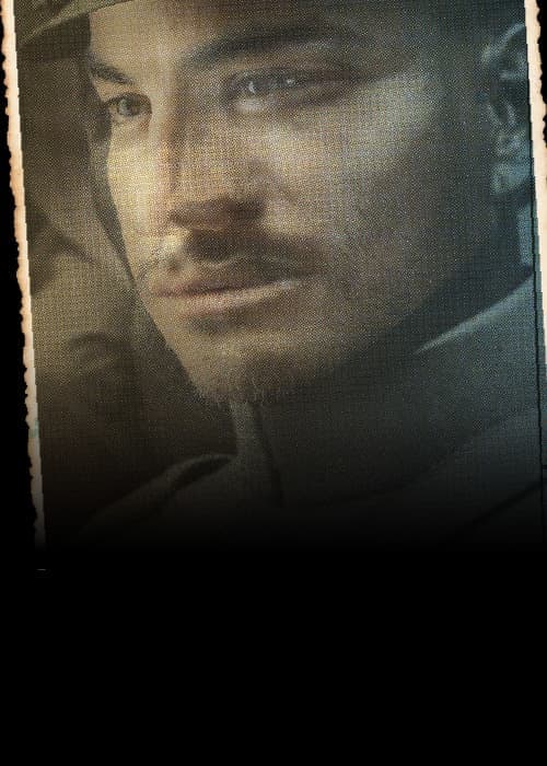 AMARO. CON EL DEDO EN EL GATILLO